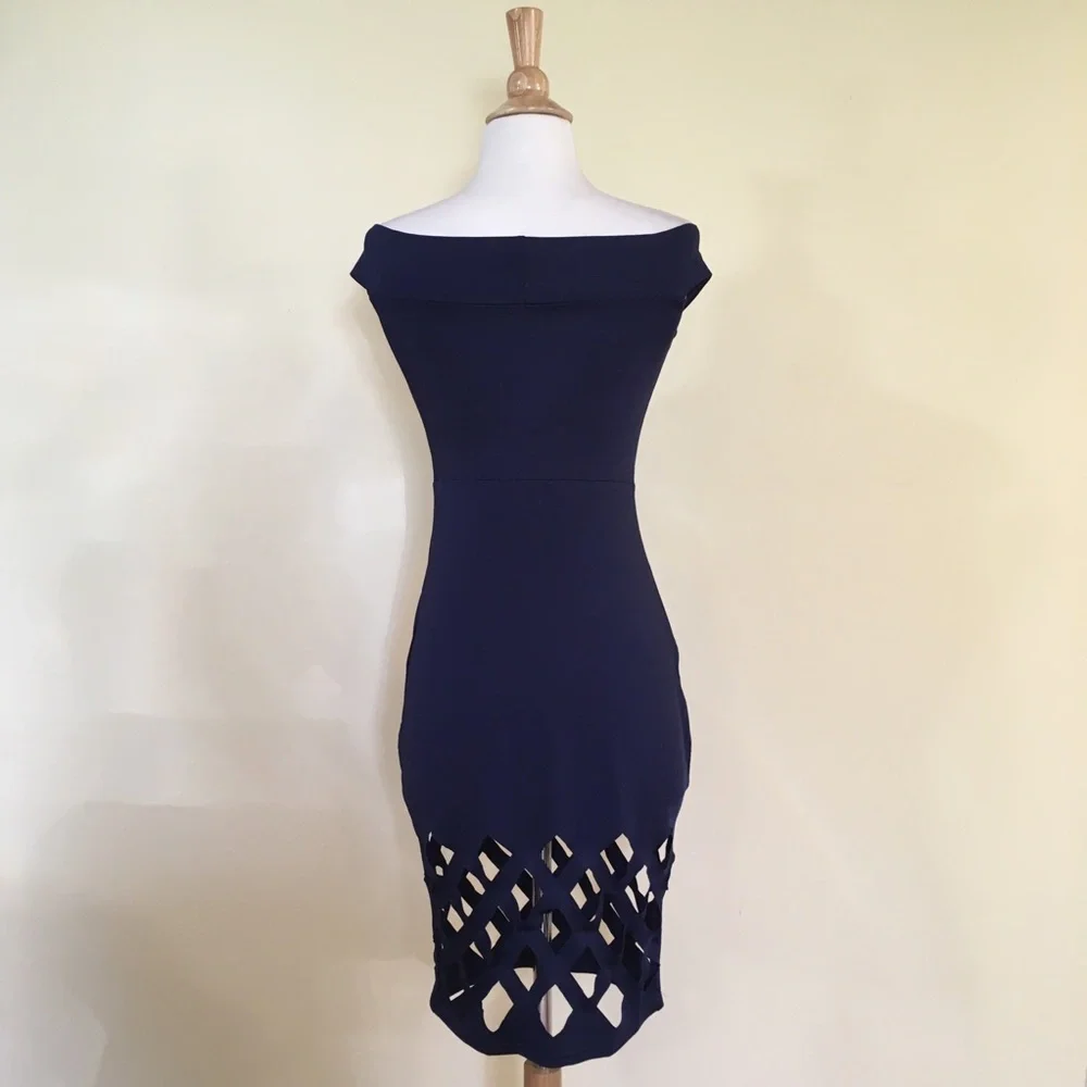 Geometric Cutout Hem Off Shoulder Bodycon Dress - Picture 4 of 4